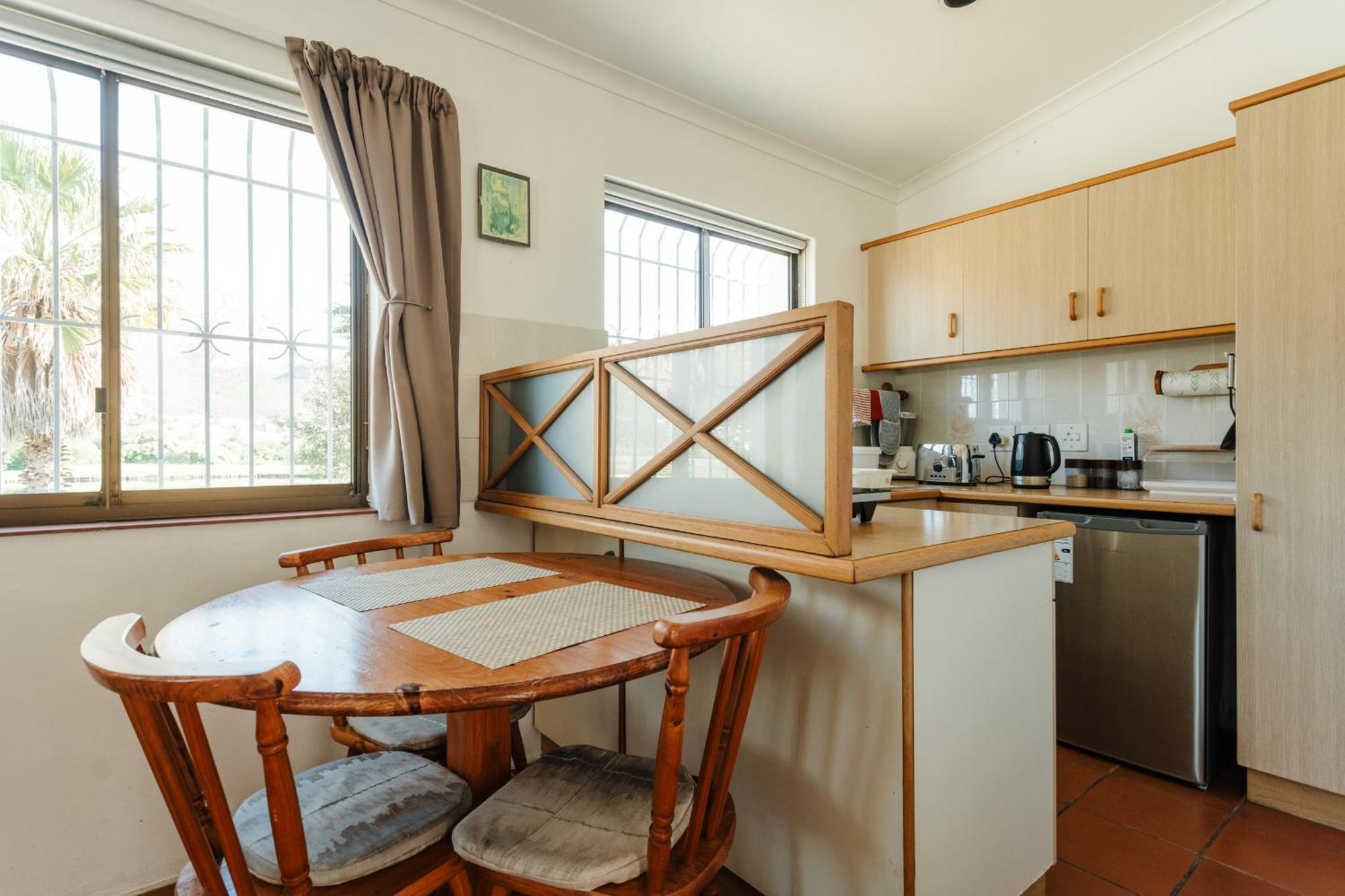 Vlei Cove Guesthouse Le Cap Extérieur photo